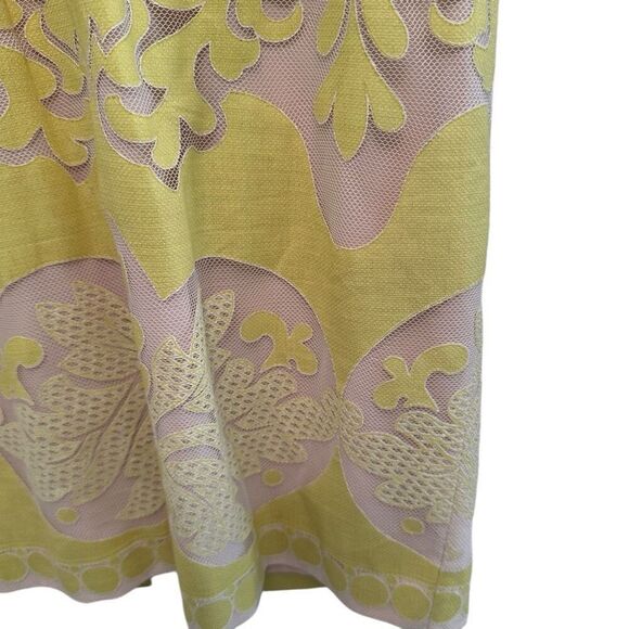 BCBGMazaxia Yellow and Tan lace dress - Picture 5 of 9